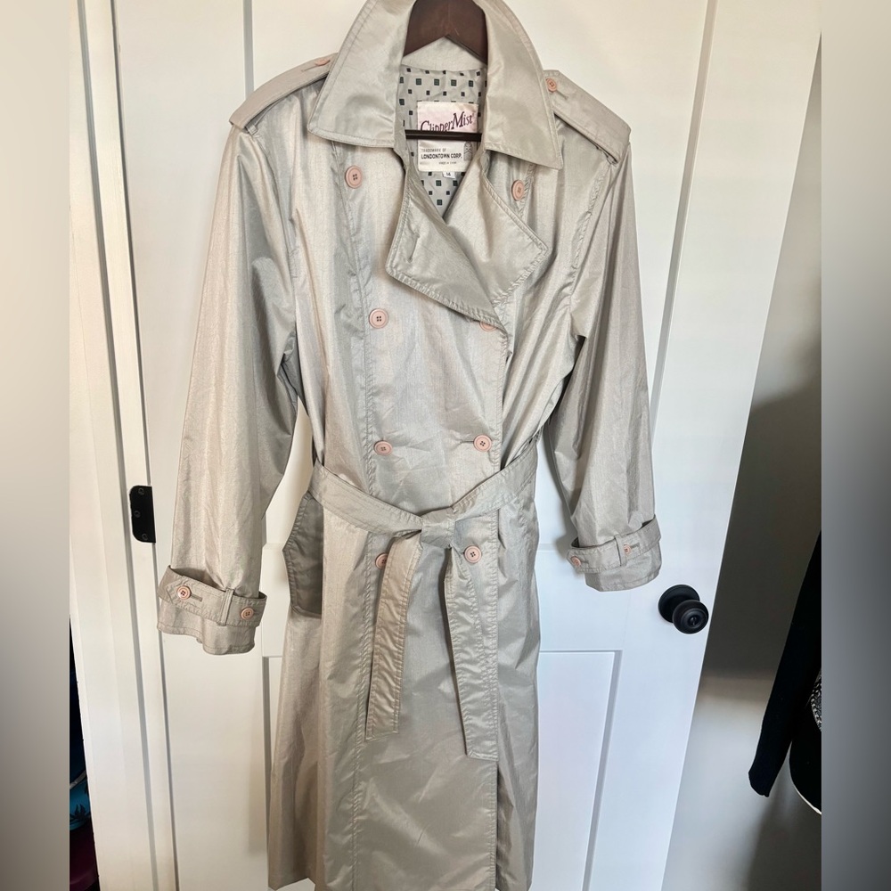 CLIPPER MIST LONDON FOG SATIN FINISH TRENCH  RAINCOAT FULL LINING 6 BUTTON SZ 14